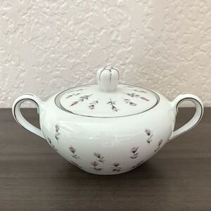 Harmony House Rosebud Sugar Bowl & Lid
